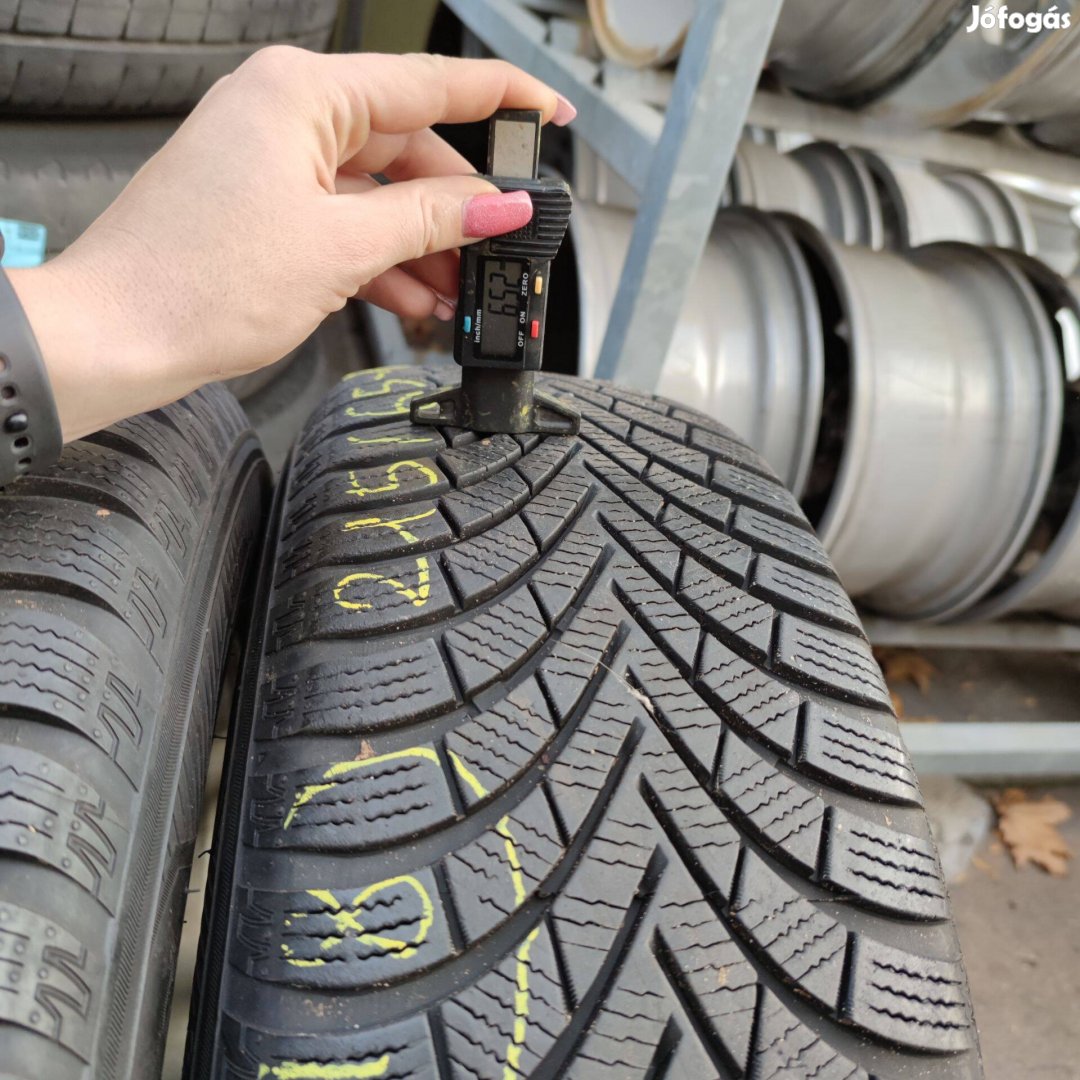 215/65 R16 Maxxis téli gumi 70000ft a 4db/18/