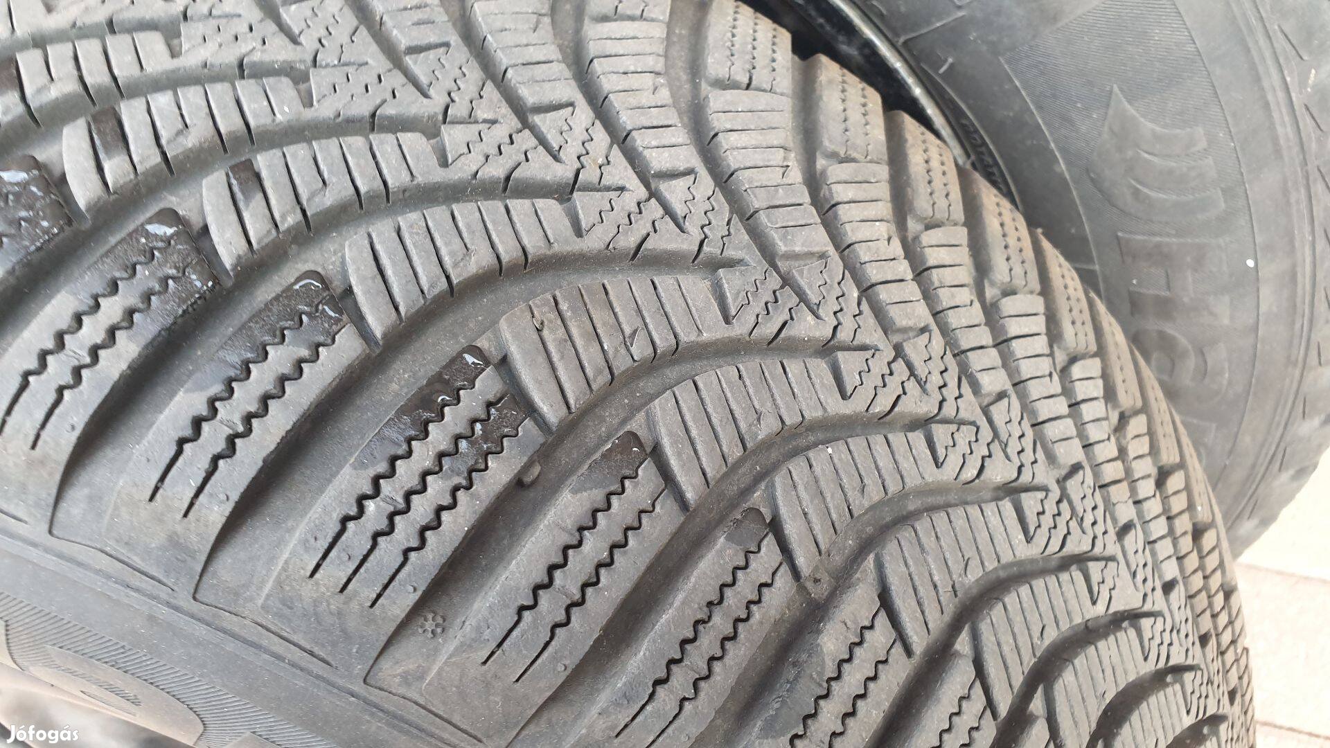 215/65 R16 hankook téli nissan qashqai