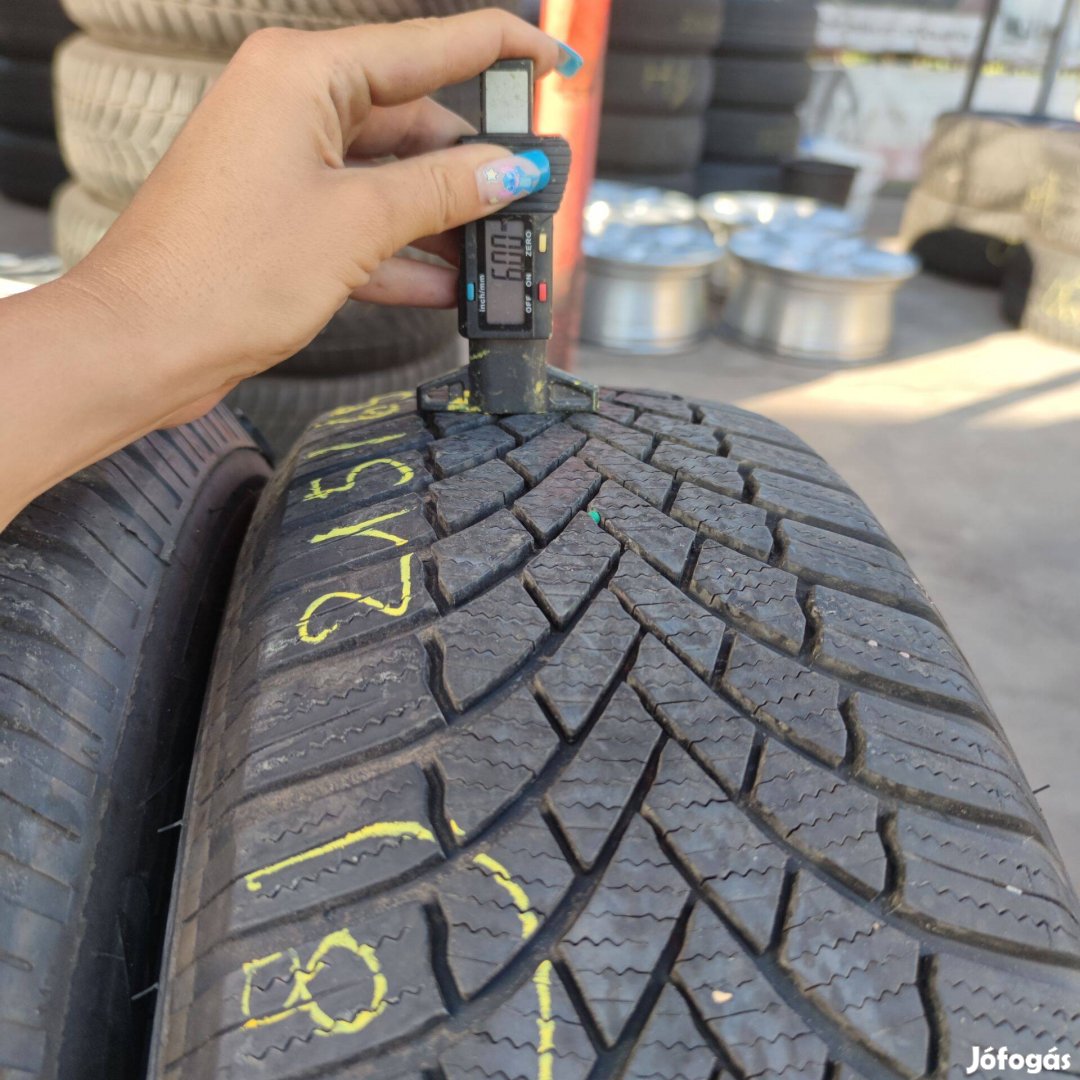 215/65 R17 Bridgestone téli gumi 29000ft a 2db/208/