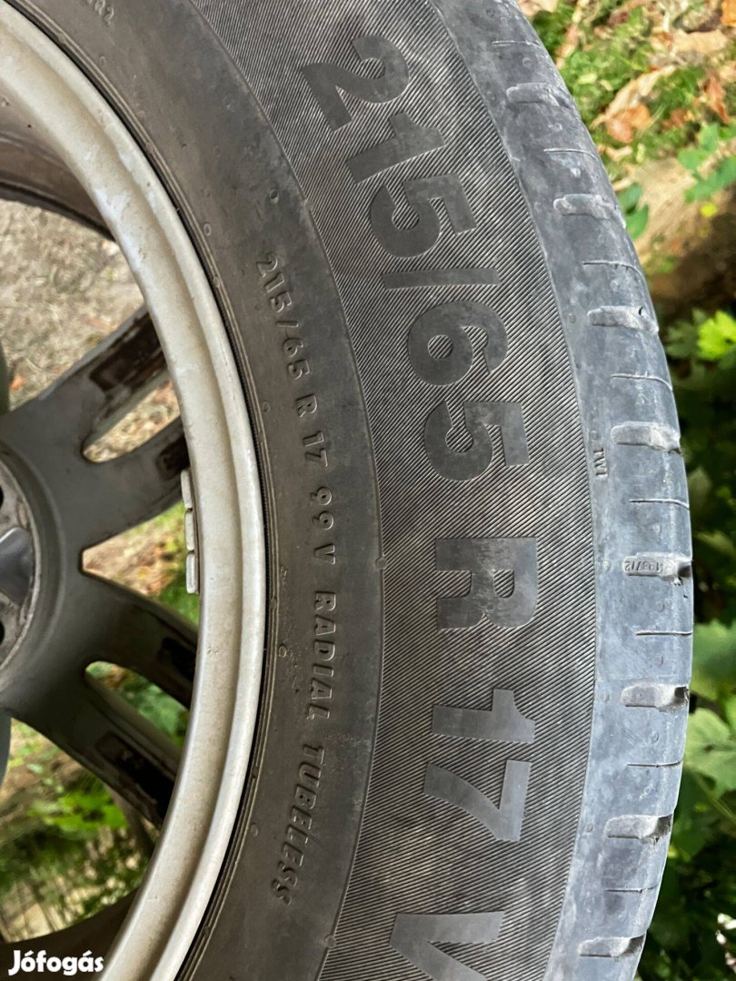 215/65 R17 Continental Ecocontact 5
