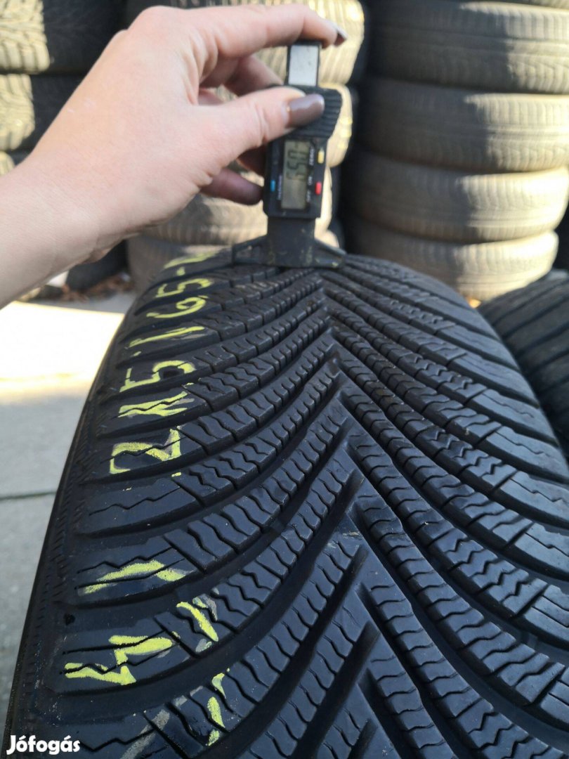 215/65 R17 Michelin téli gumi 42000ft a 2db /4/