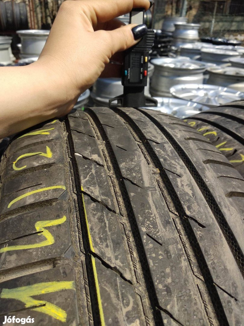 215/65 R17 Nokian nyári gumi 55000ft a 4db/714/