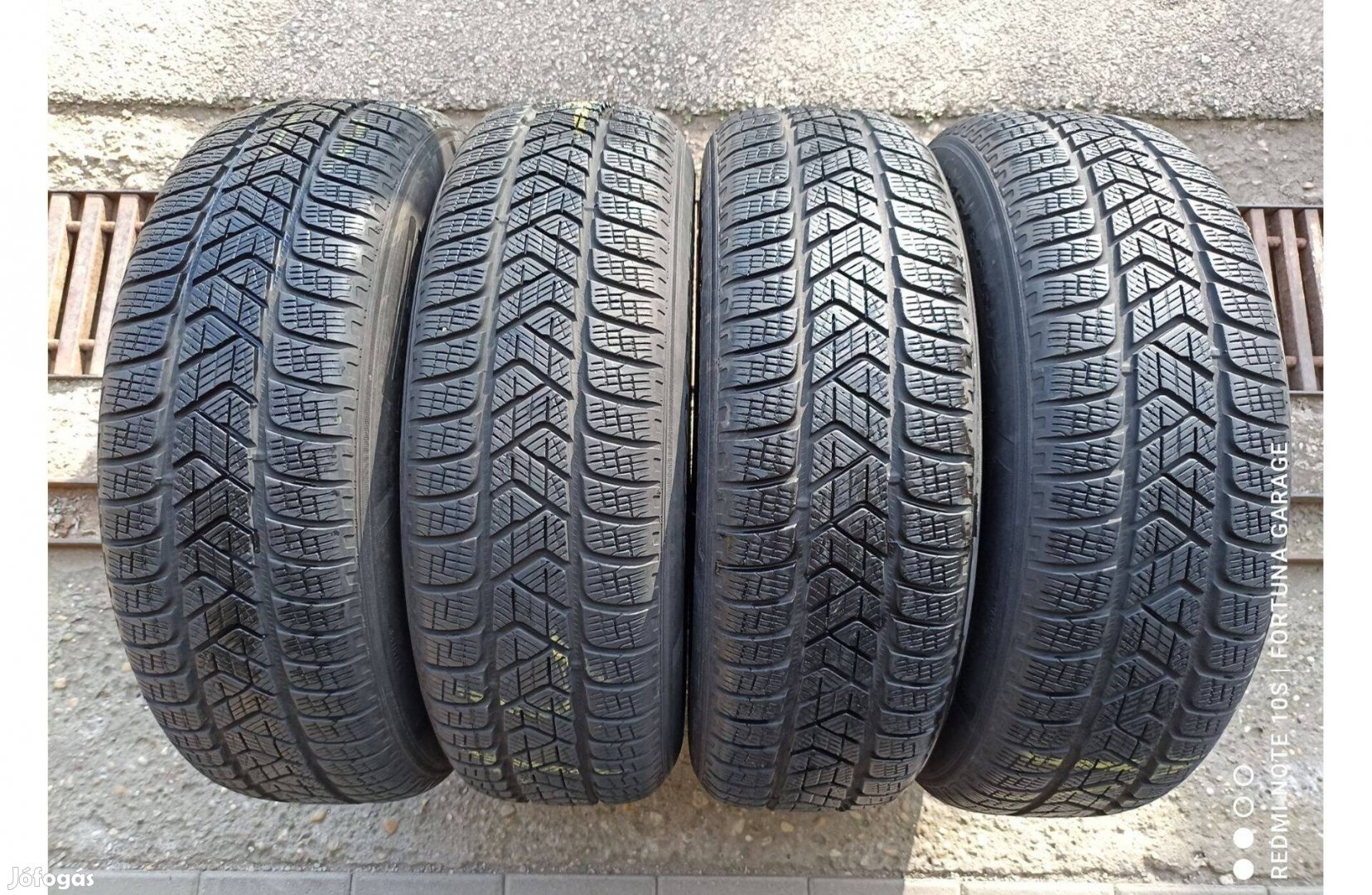 215/65 R17" Pirelli Scorpion használt téli garnitúra