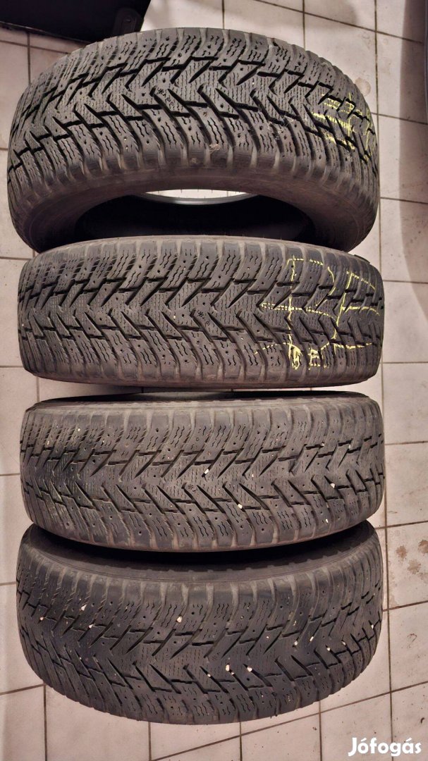 215/65/R17 autógumi
