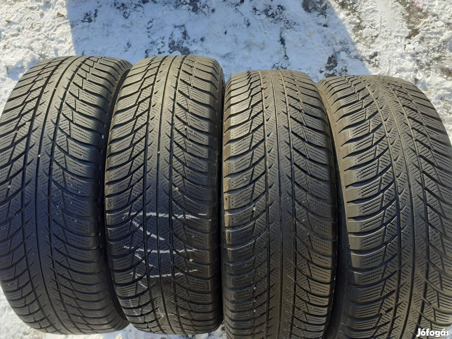 215/65 R17 téli gumi 4db Bridgestone