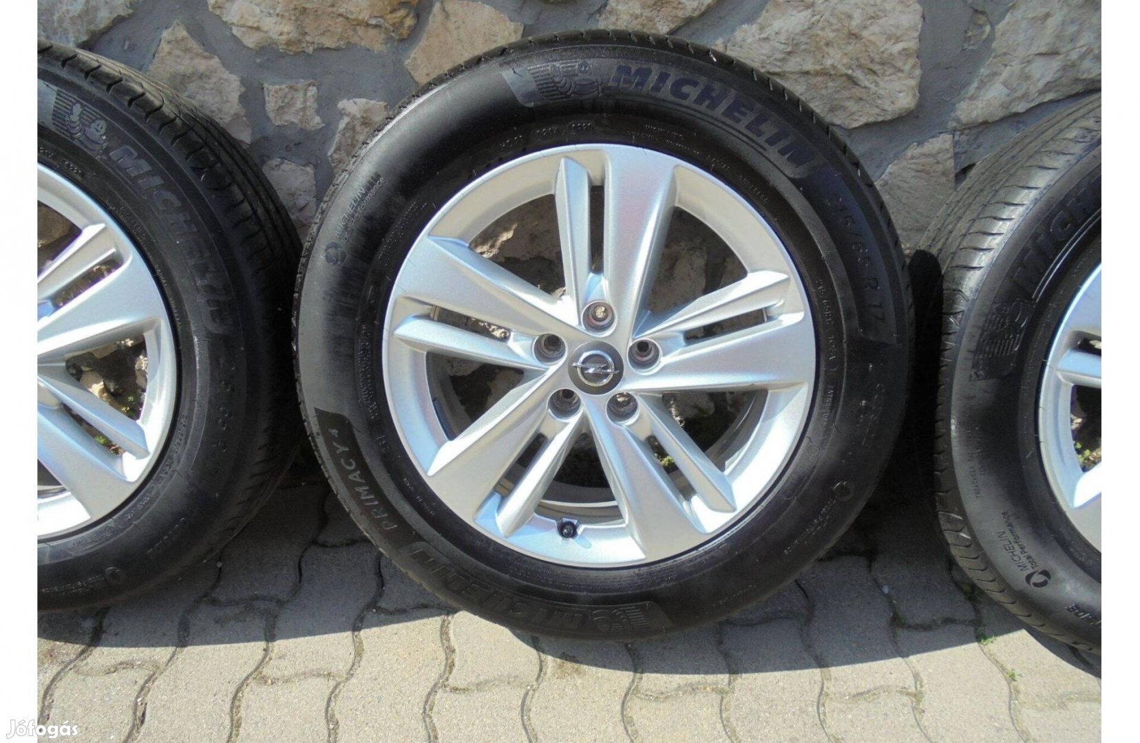 215/65 R 17-es Michelin + gyári Grandland X alufelni eladó