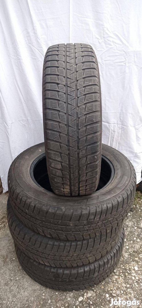 215/65 r17 4db Falken téli gumi eladó