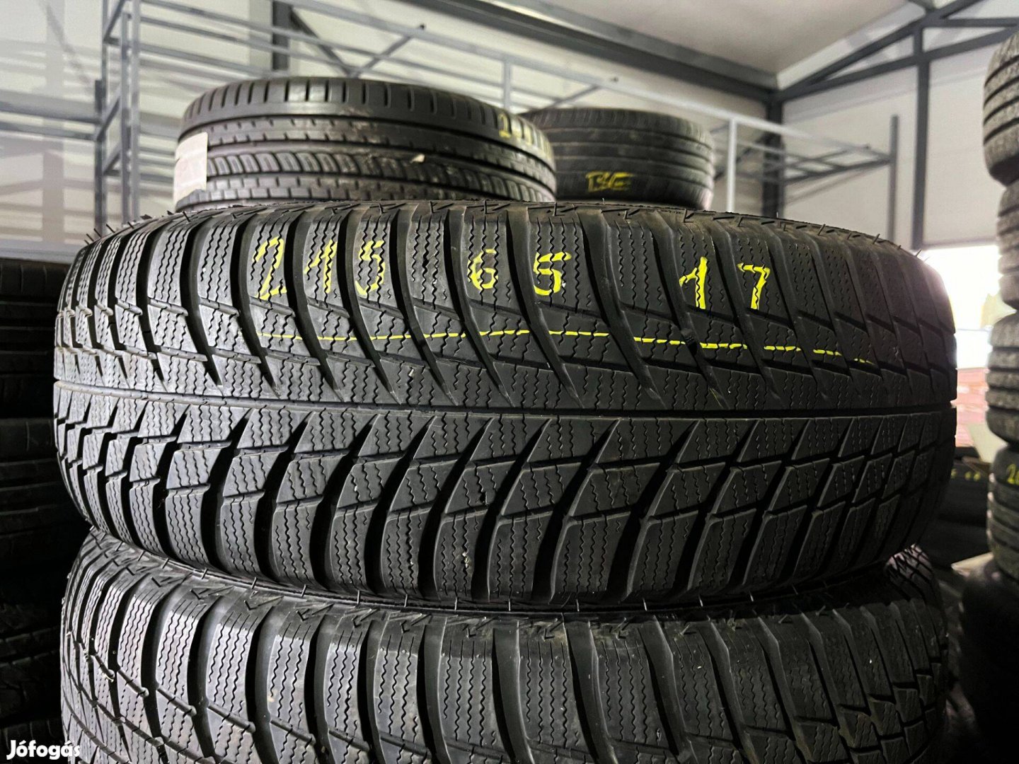 215/65 r17 Bridgestone 2db téligumi eladó 215/65r17