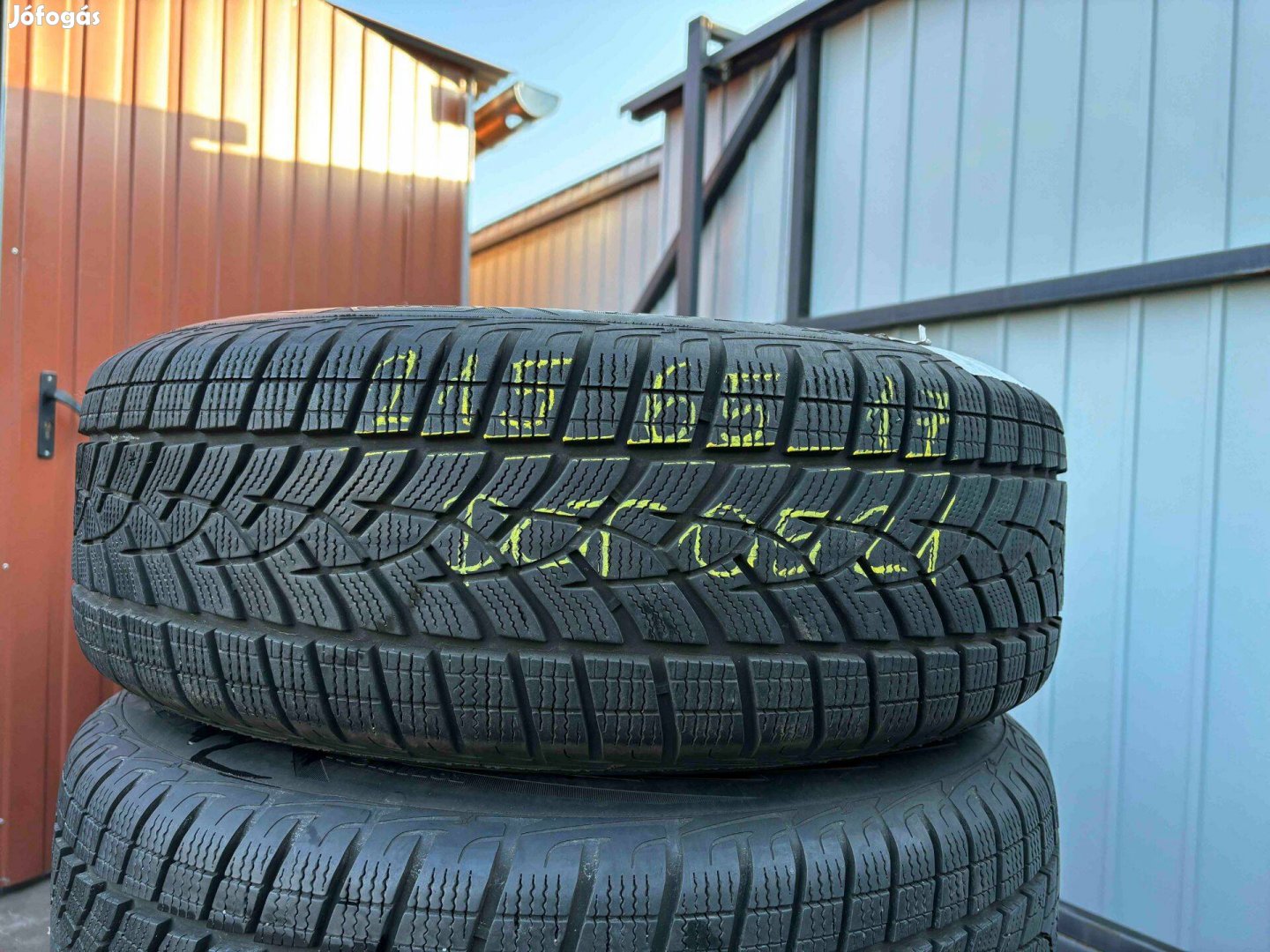 215/65 r17 Goodyear 2021 téligumi 4db eladó 215/65r17 garnitúra
