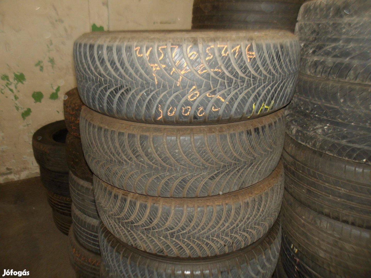 215/65r16 Falken négyévszakos gumi ajándék szereléssel