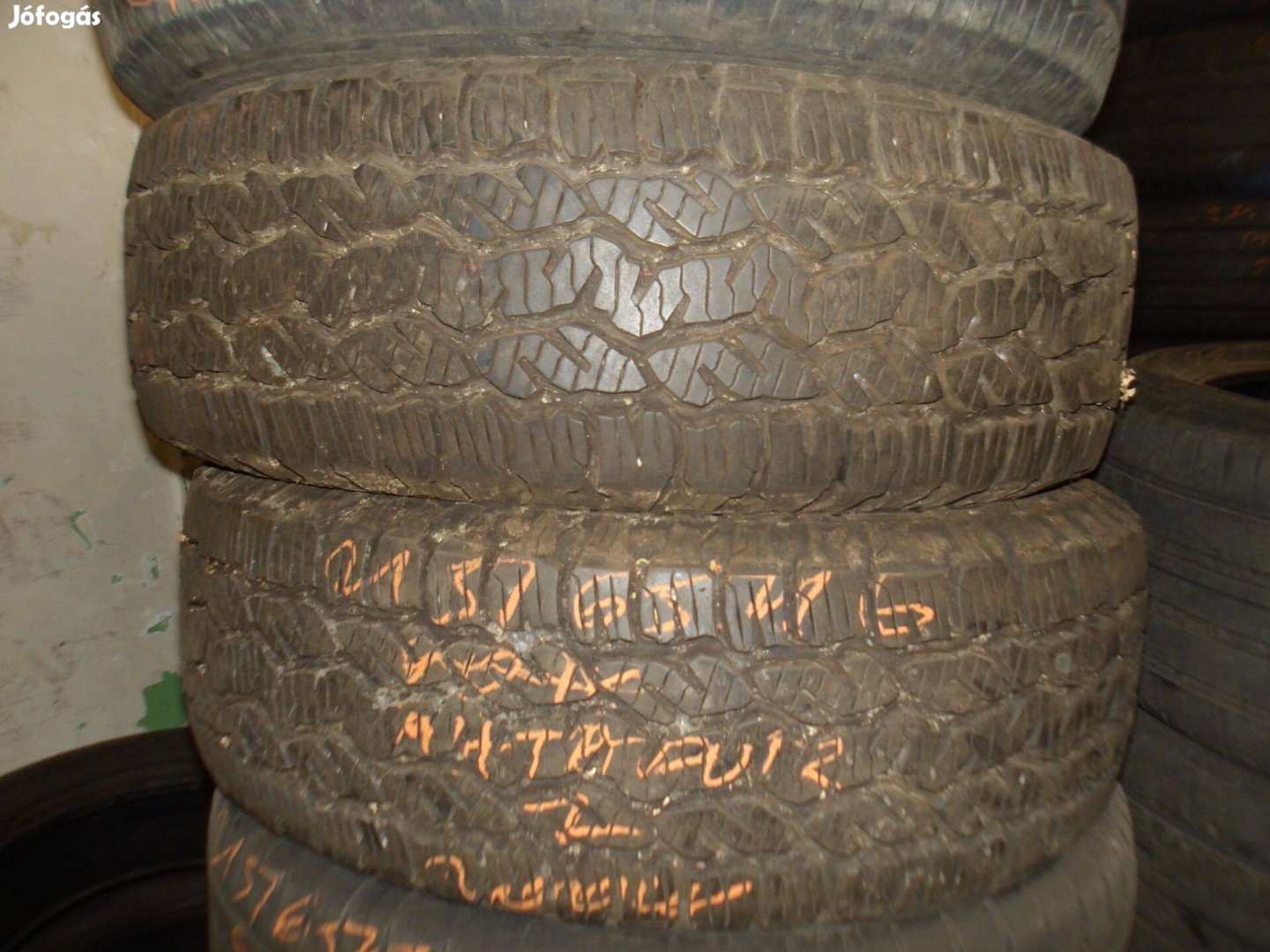 215/65r16 Matador terepjáró gumi ajándék szereléssel