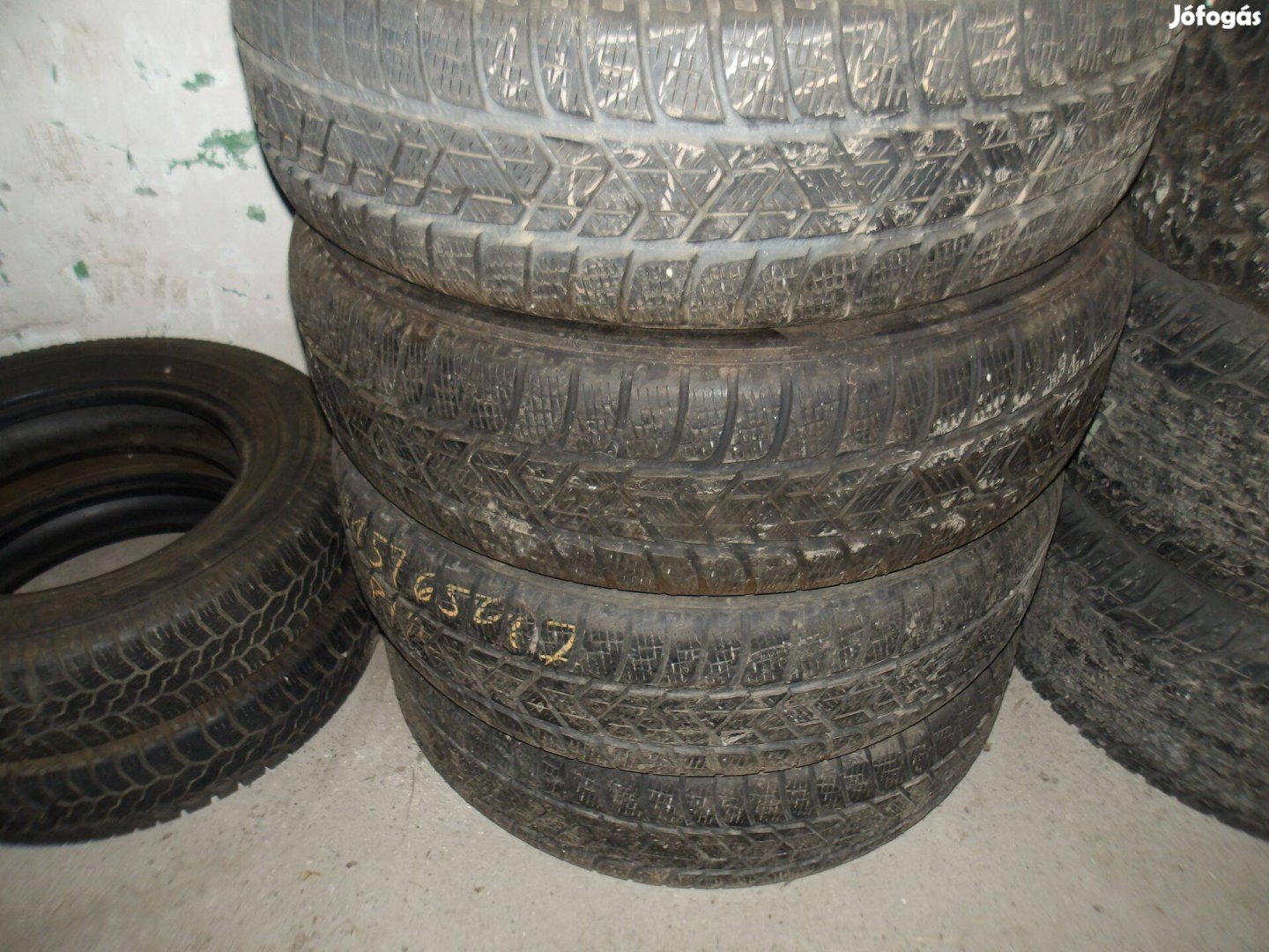 215/65r17 Pirelli téli gumi ajándék szereléssel