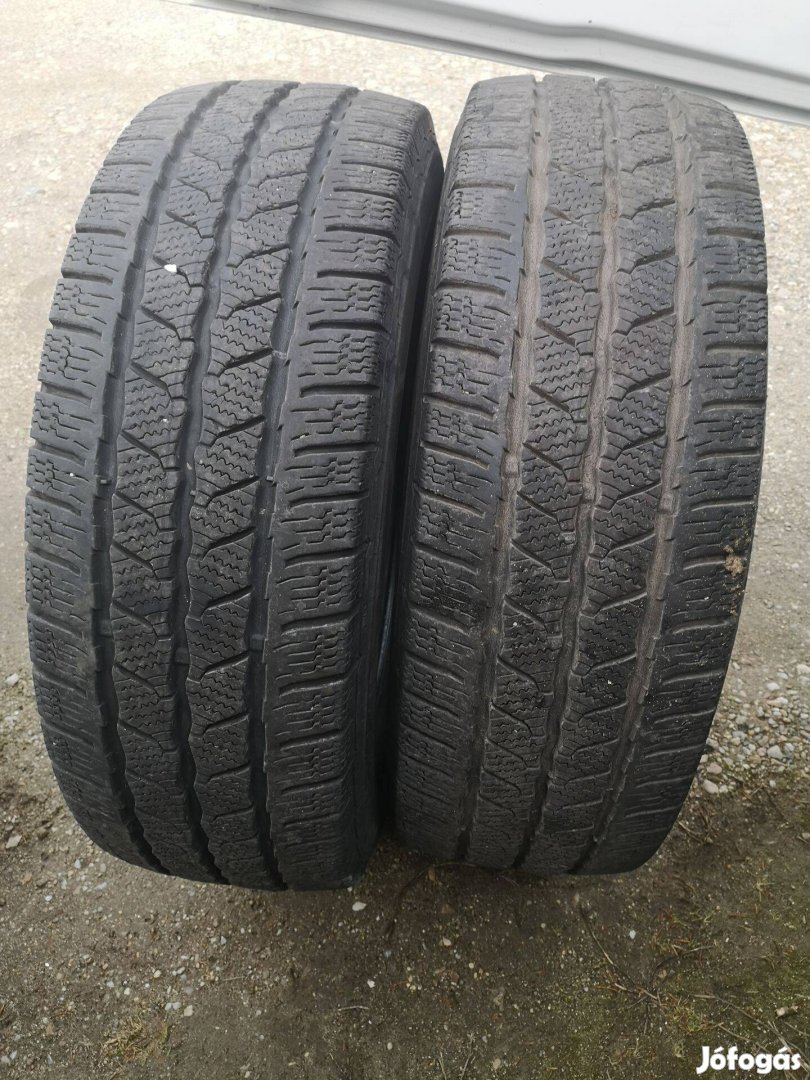 215/70R15C 2db Continental téligumi