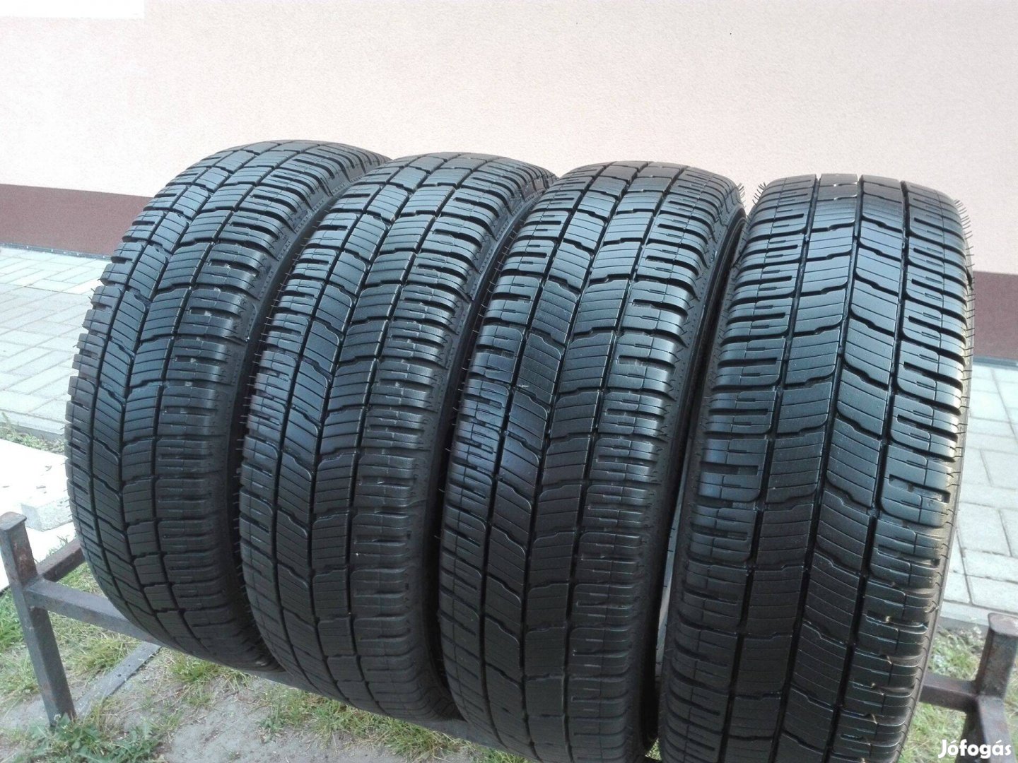 215/70R15C Új Kleber nyári gumi garnitúra 215/70 r15c