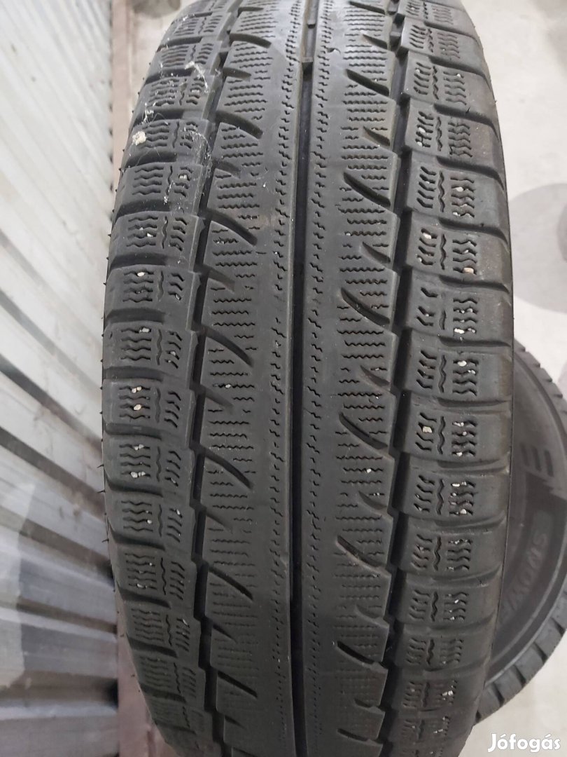 215/70R15C téli gumi