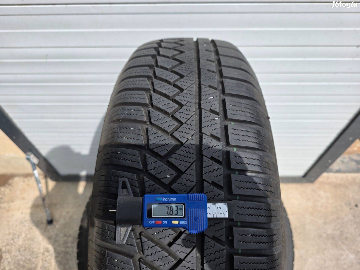 215/70R16 Continental téli garnitúra szinte újszerű állapotban eladó!
