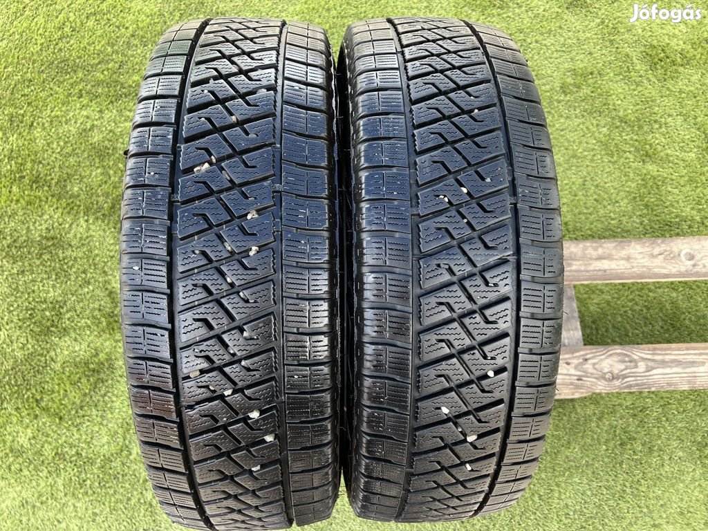 215/70 R15C Lassa Wintus 2 téli gumi 7mm