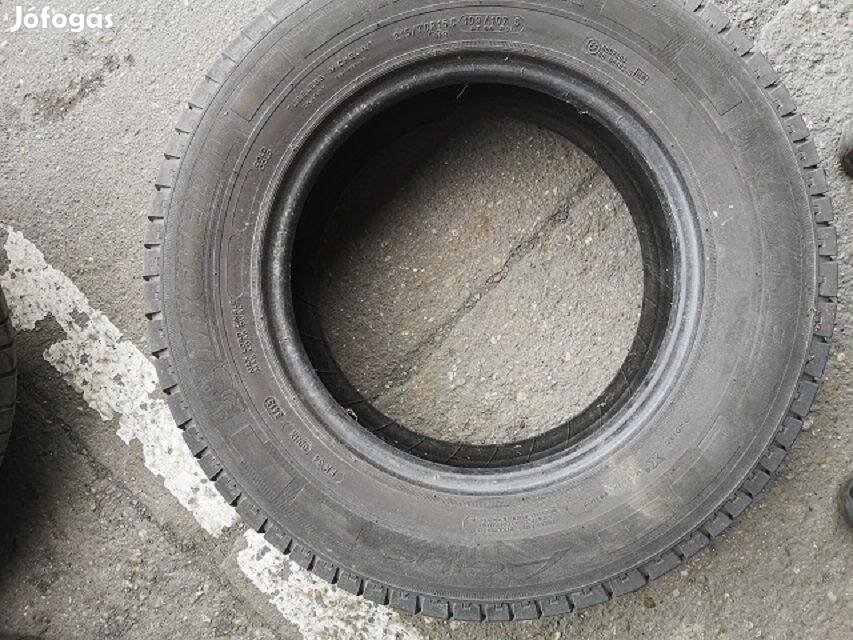 215/70 R15 Michelin Agilis nyári gumiabroncs