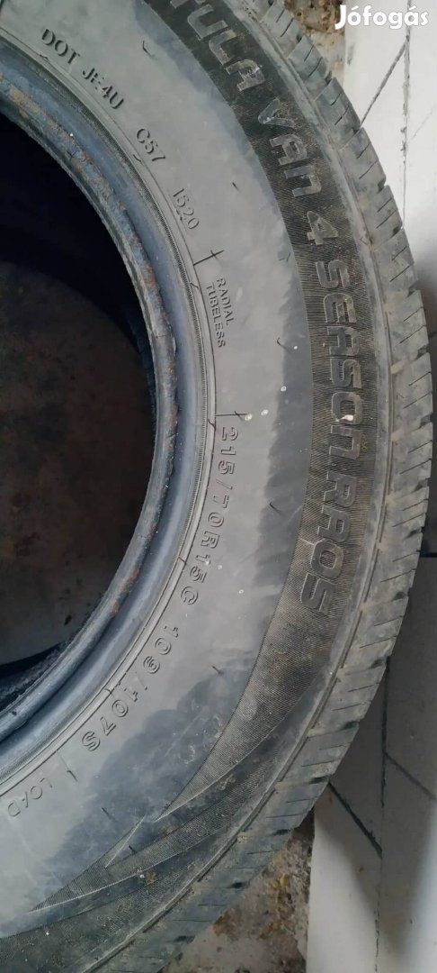 215/70 R15 négyévszakos gumi 