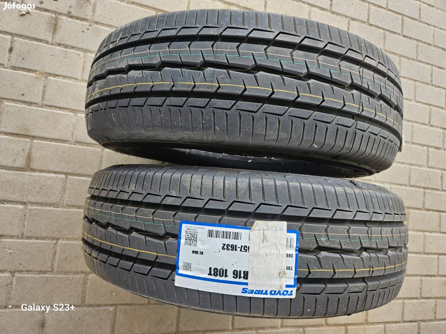 215/70 R16C Toyo
