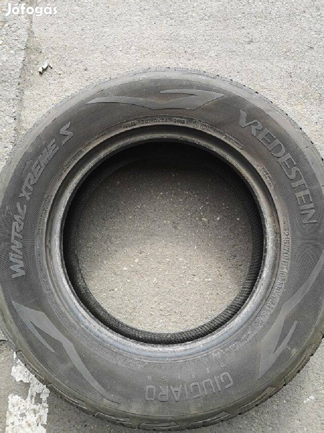 215/70 R16 Vredestein Wintrac Xtreme S téli abroncs