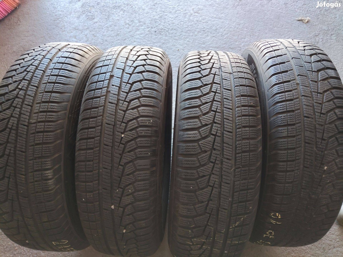215/70 r16 100t Hankook túltárolt téligumi garnitúra