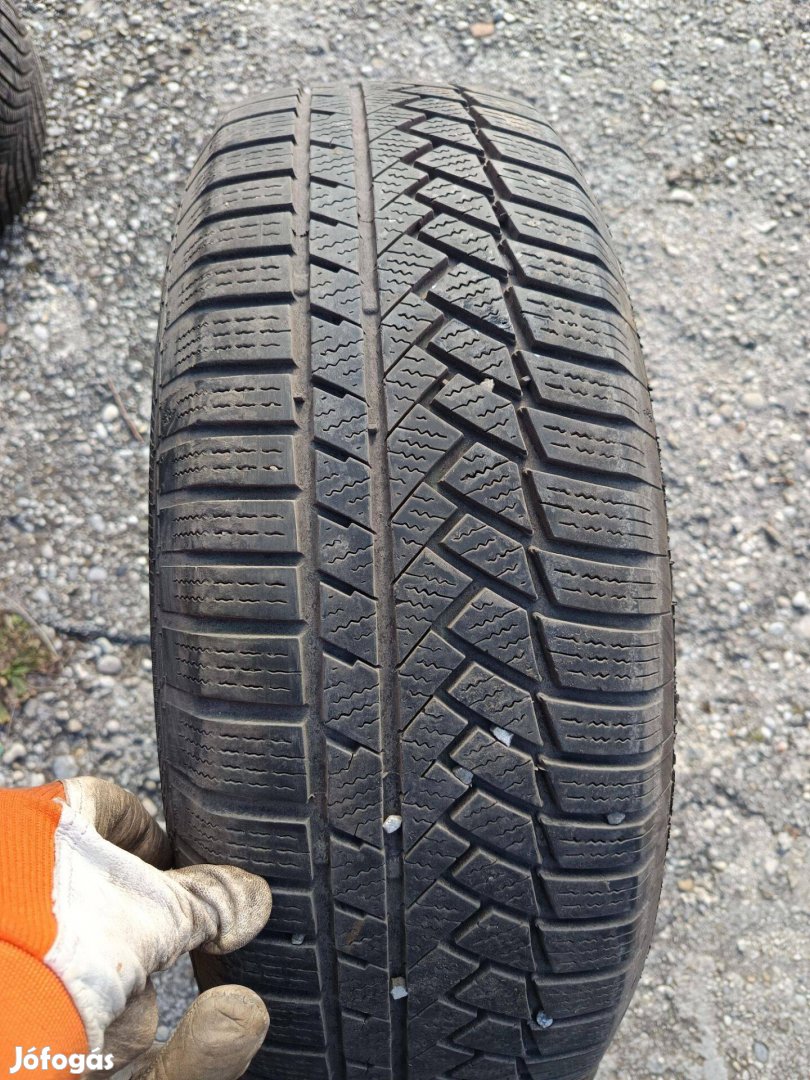 215/70 r16 1db 80%os 4éves Continental Wintercontact TS850P téli gumi