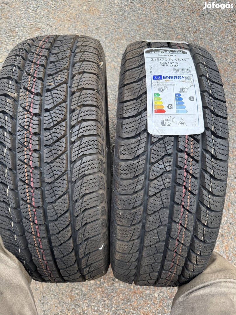 215/70r15C uniroyal snowmax3 új téli gumik 2db