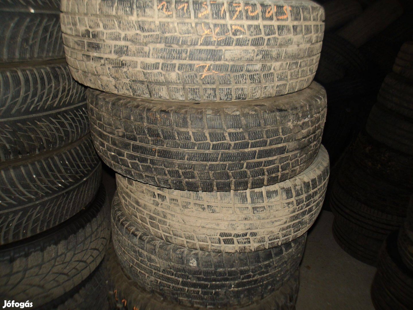 215/70r15 Yokohama téli gumi ajándék szereléssel