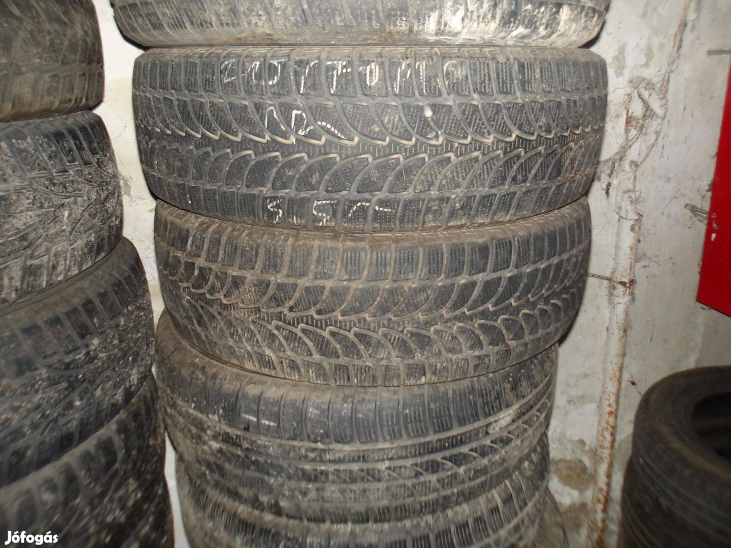 215/70r16 Bridgestone téli gumik ajándék szereléssel