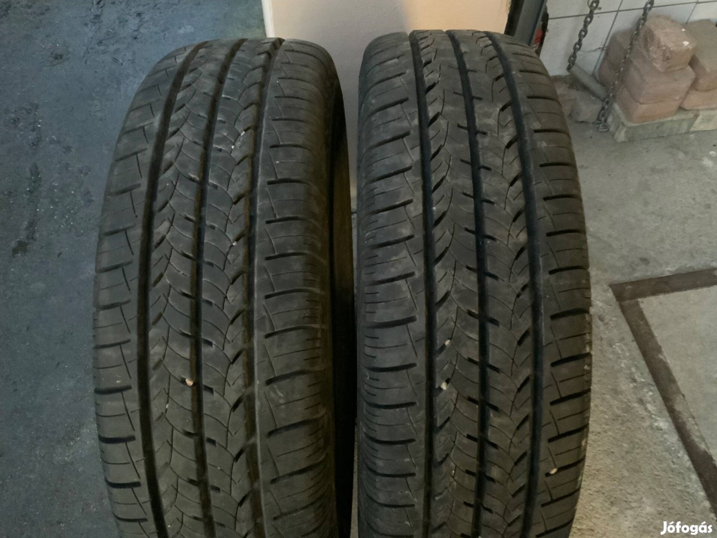 215/75R16C Viking Trans Tech II Nyári gumi 2db újszerű eladó!