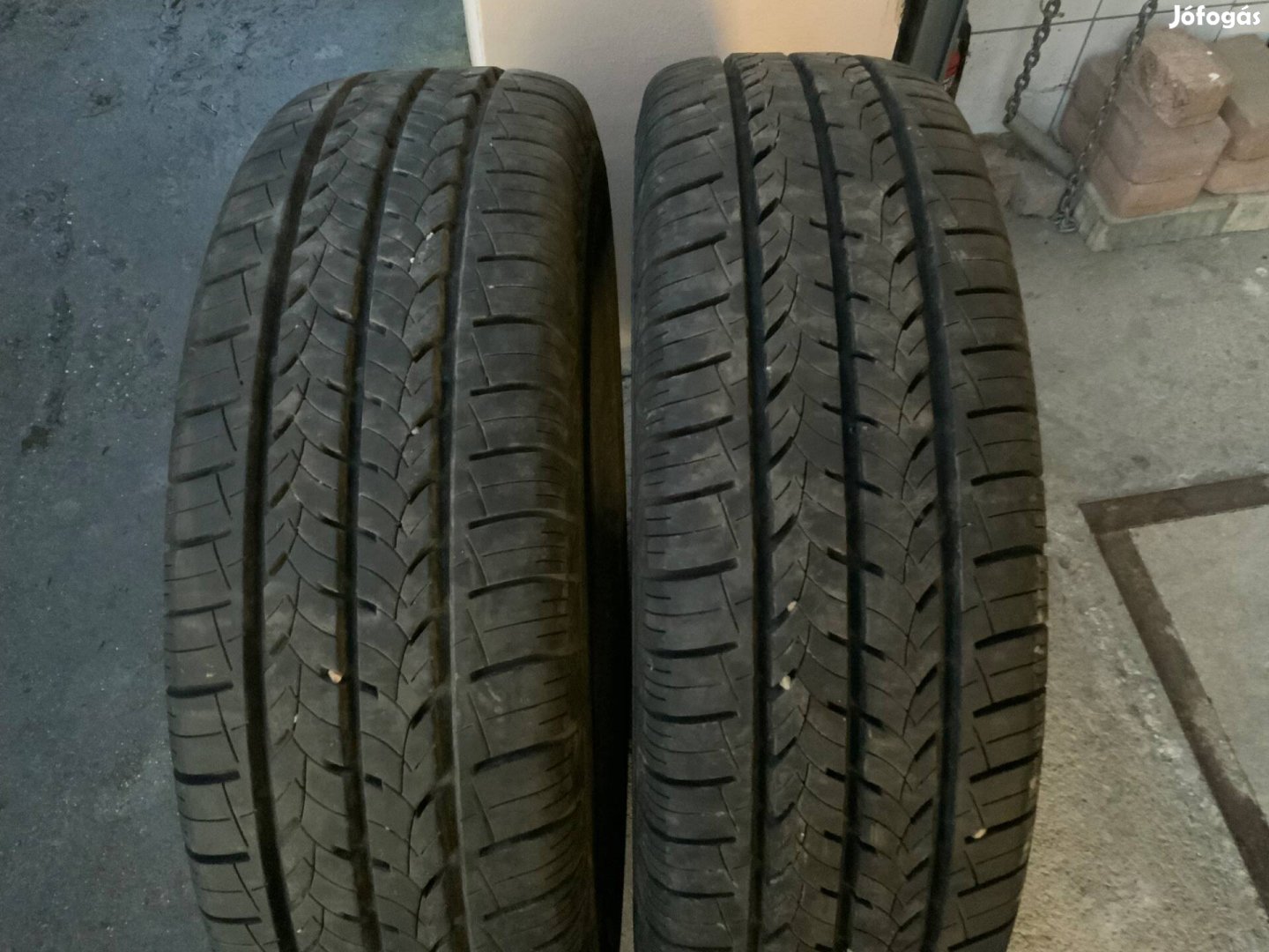 215/75R16C Viking Trans Tech II Nyári gumi 2db újszerű eladó!