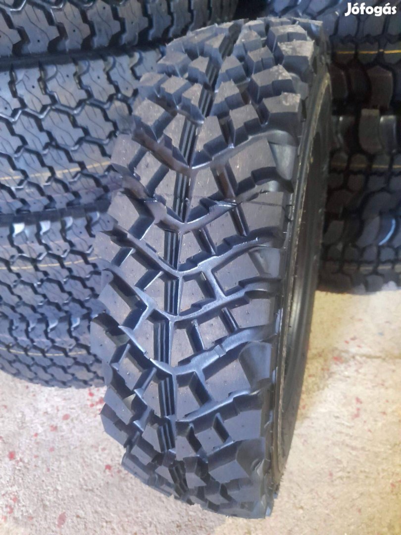 215/75R16 Cobra mintás terepgumi