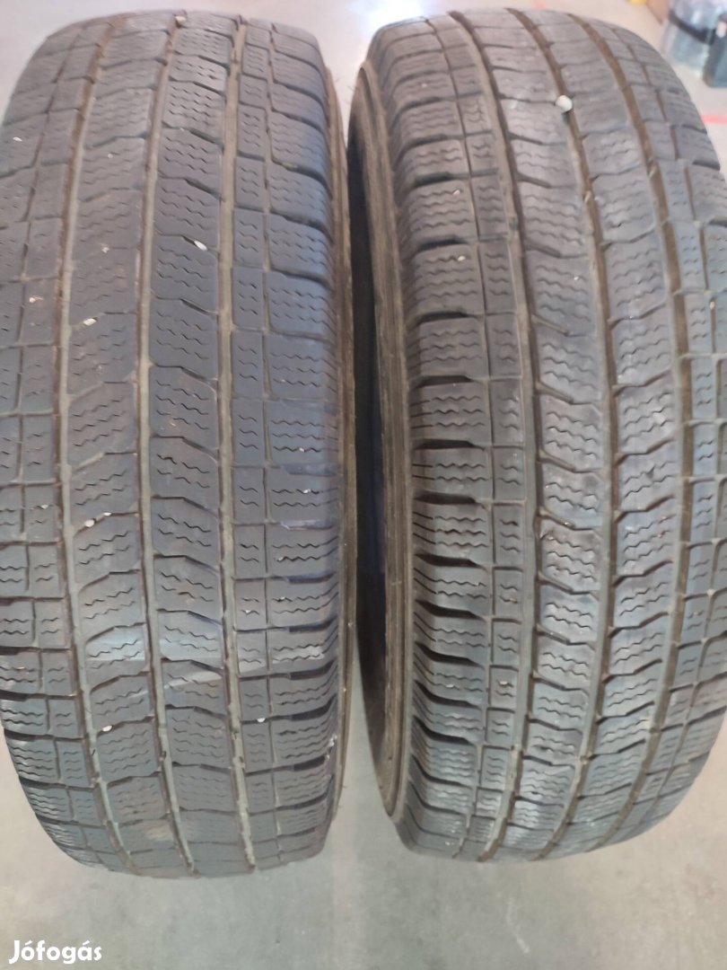 215/75 r16 c gumiszett 