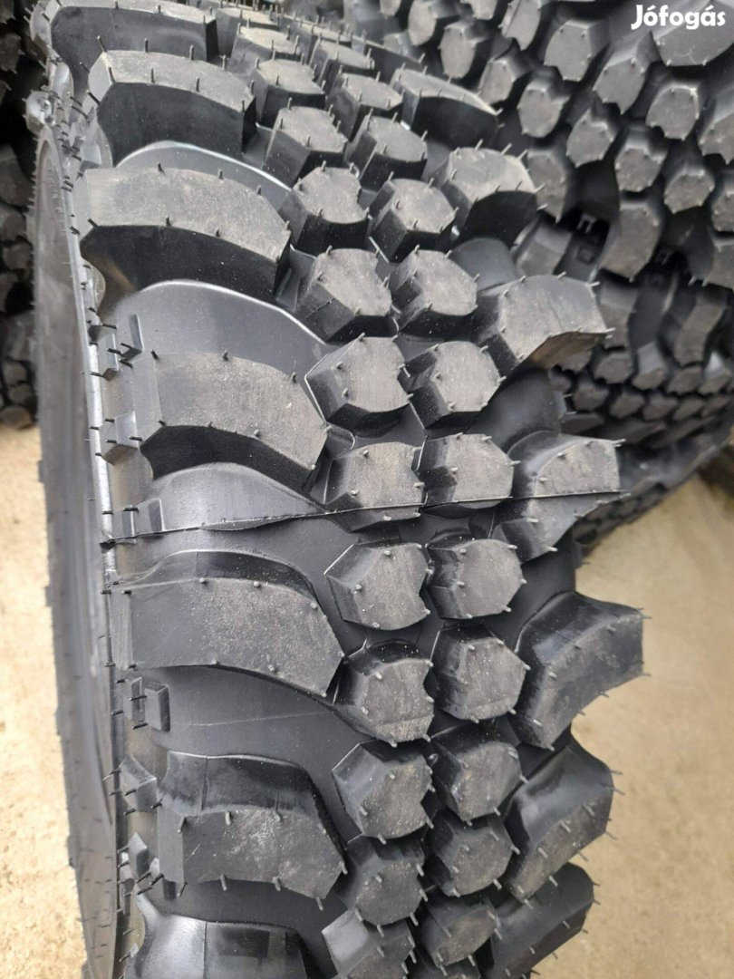 215/80R16 Simex mintás terepgumi