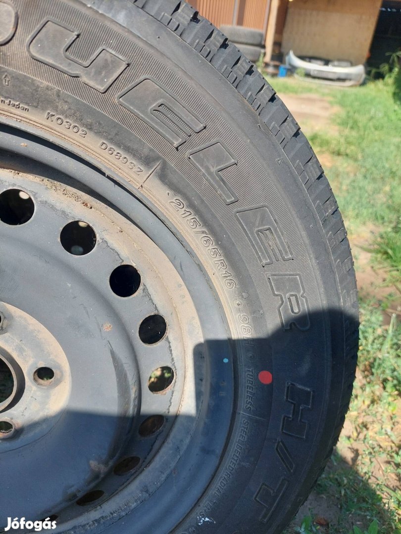 215 / 65 r16
