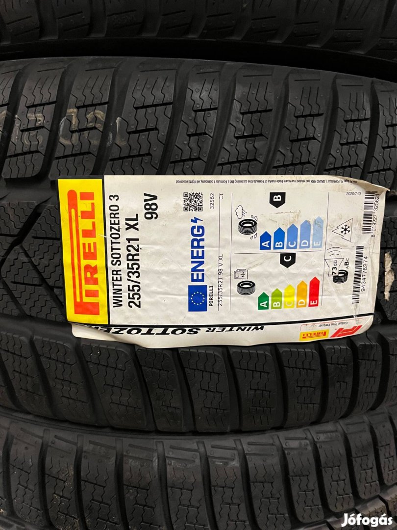 21 colos pirelli téli gumi szett