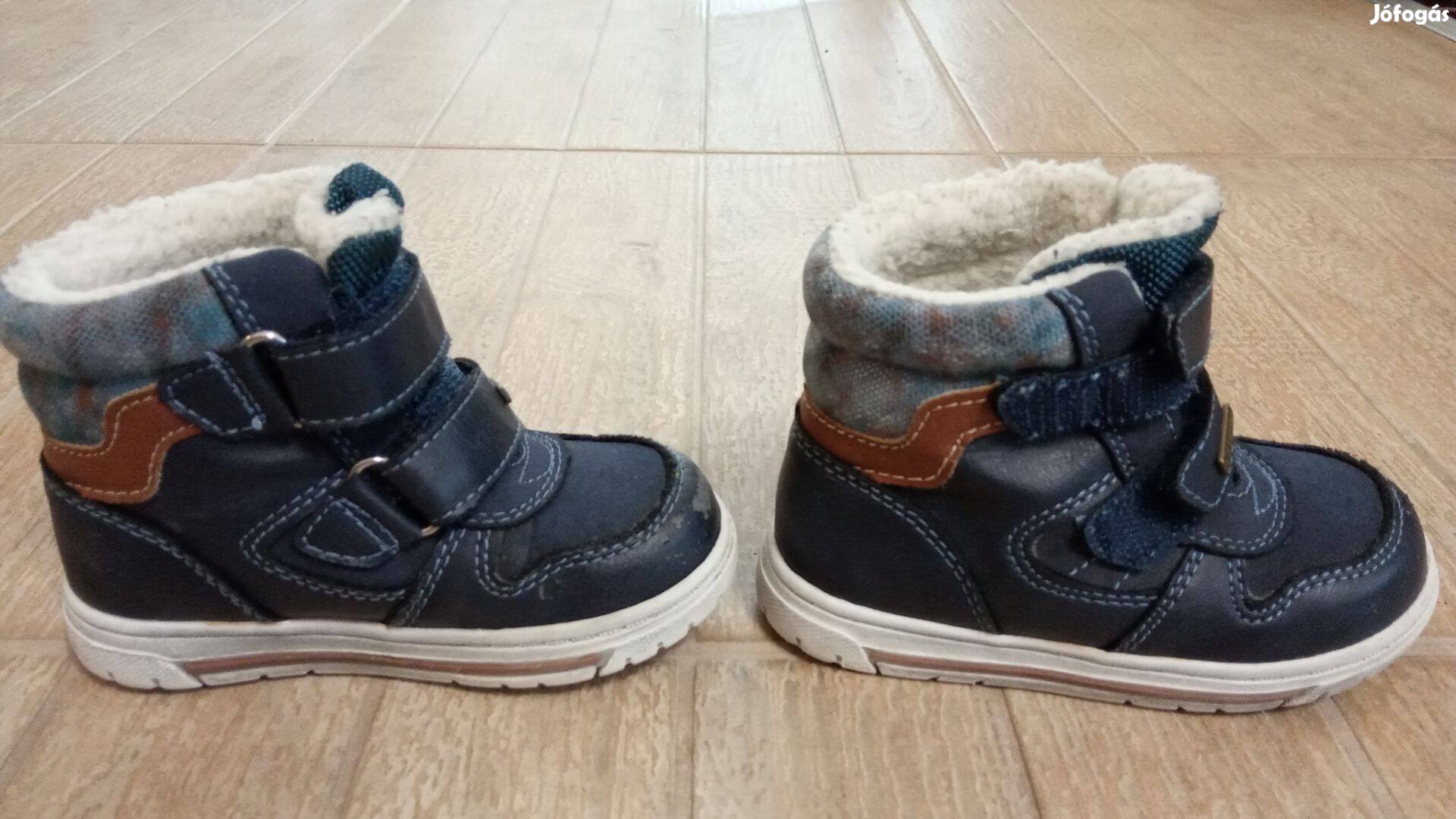 21-es csizma, téli bélelt bakancs, cipő