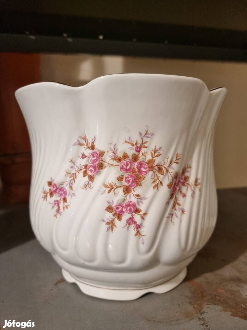 21cm átmérőjű porcelán kaspó