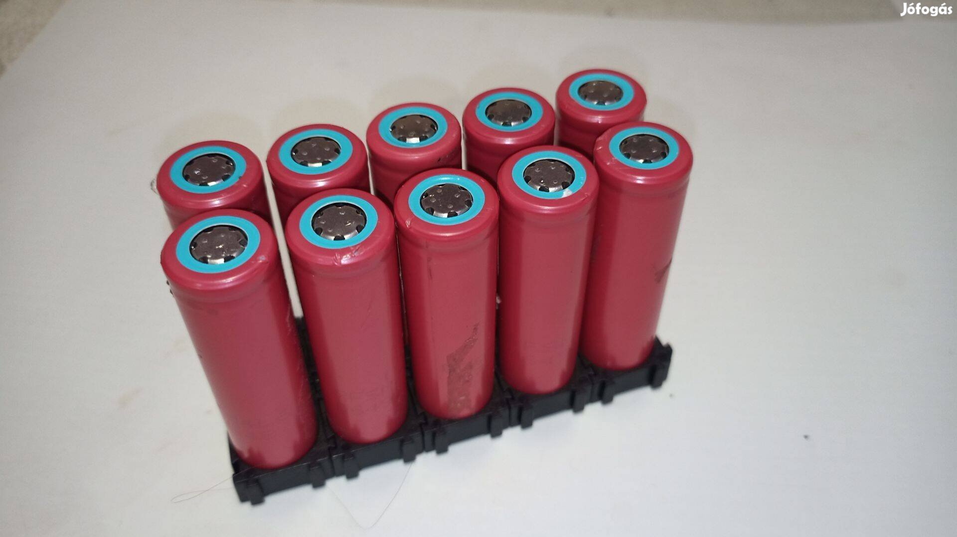 21db 2300+ mah 18650 li-ion bontott teszelt akkuk