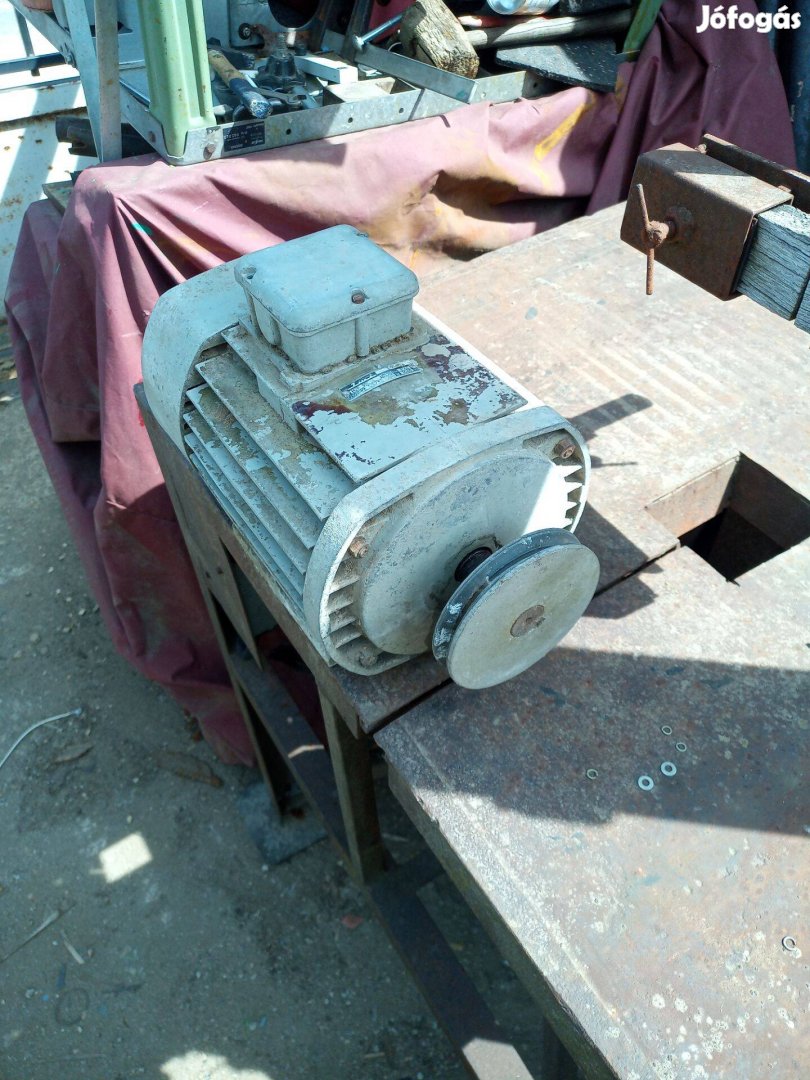 2200 w os villanymotor