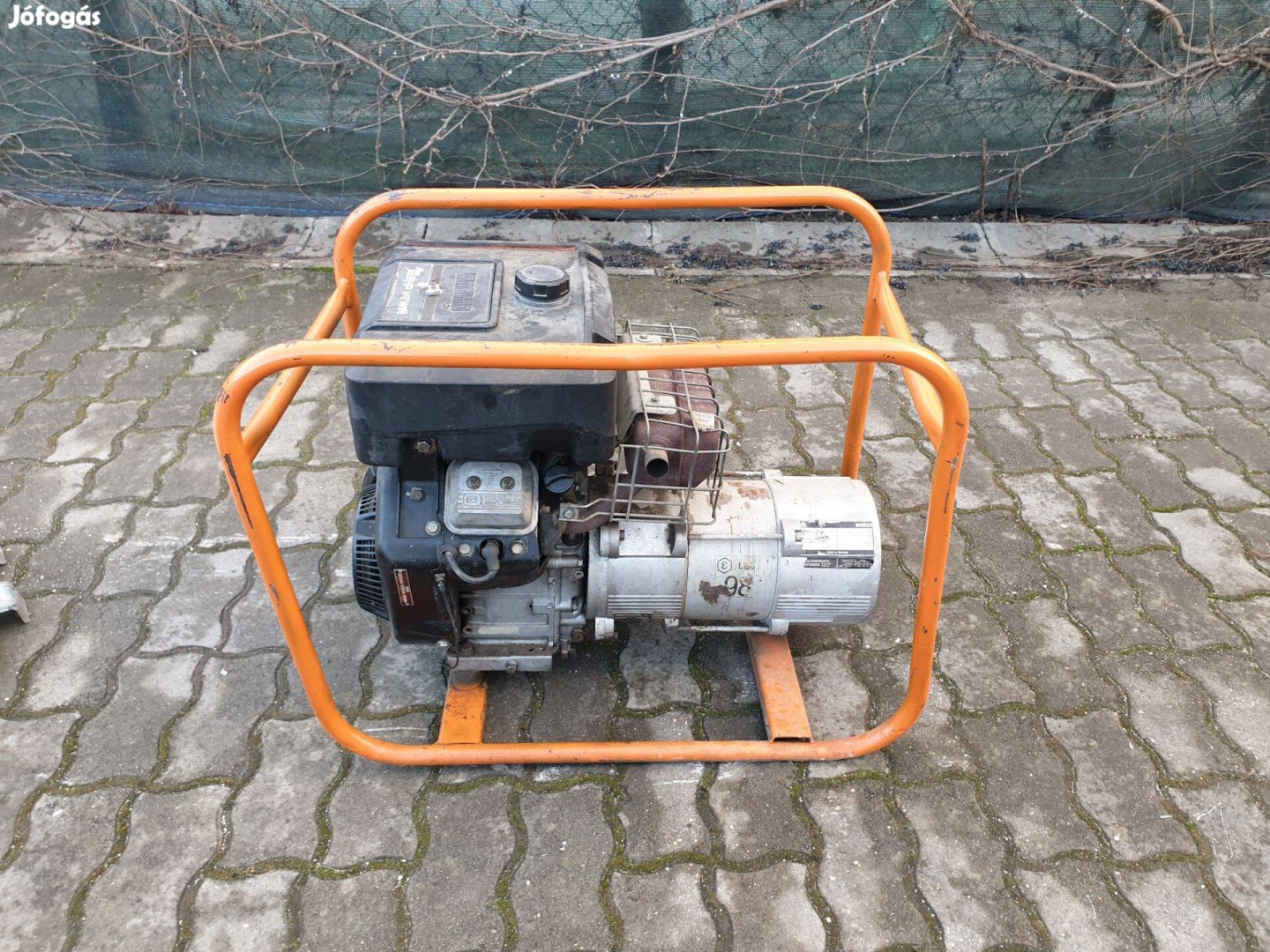 220/380v áramfejlesztő 6000w