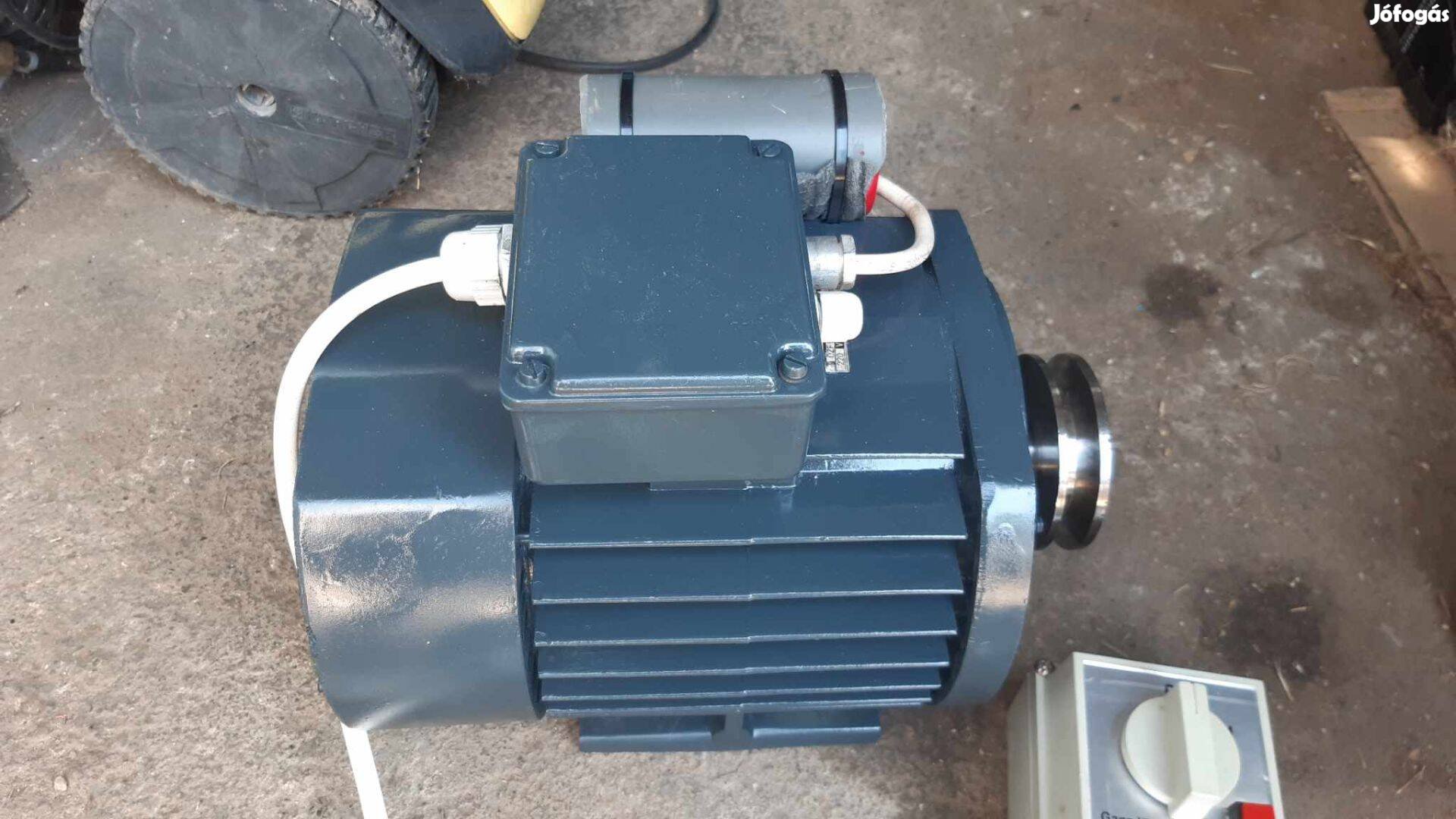 220 V 2800f 1100W IMI villanymotor újszerű