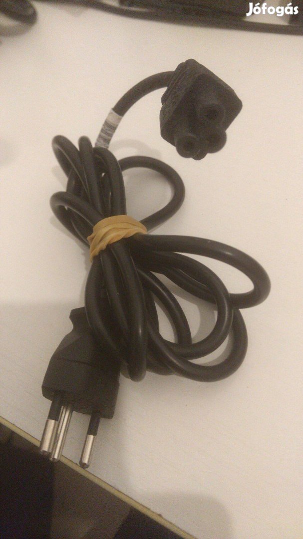 220 V-os laptop tápkábel, 3 ágú svájci csatlakozós