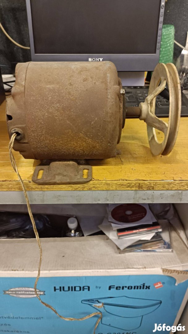 220 V villanymotor - ősrégi, nagyon megbízható