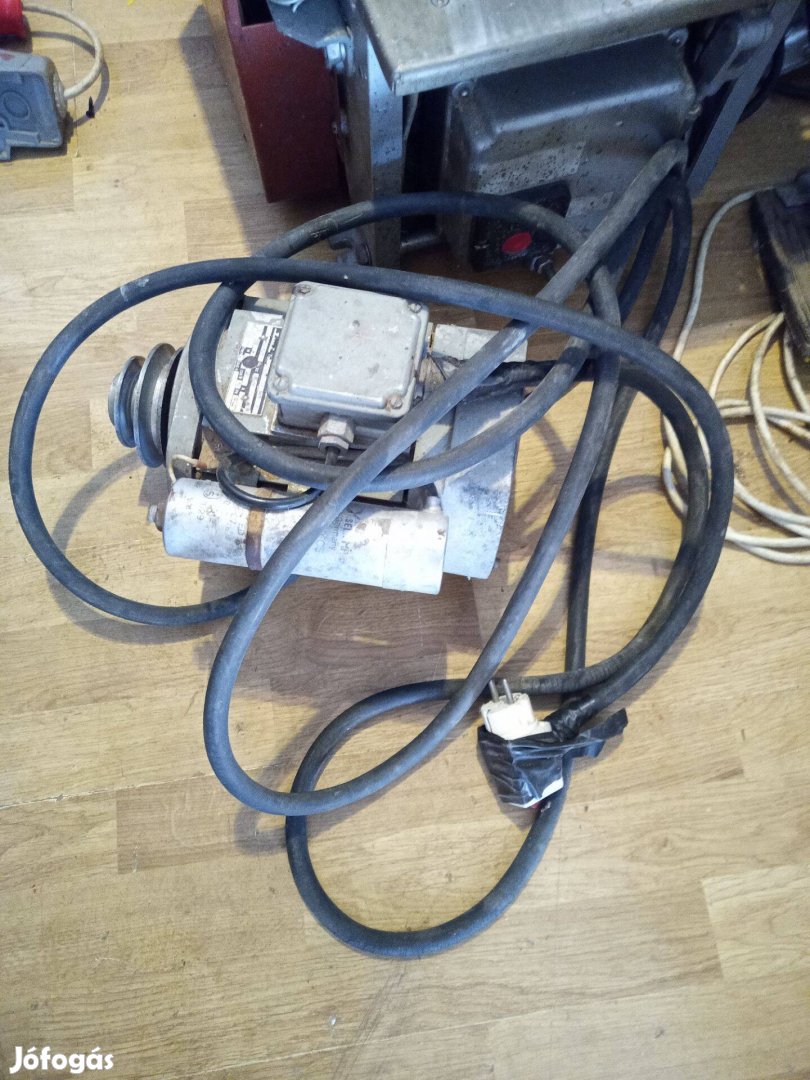 220 v-os 550 w-os imi villanymotor