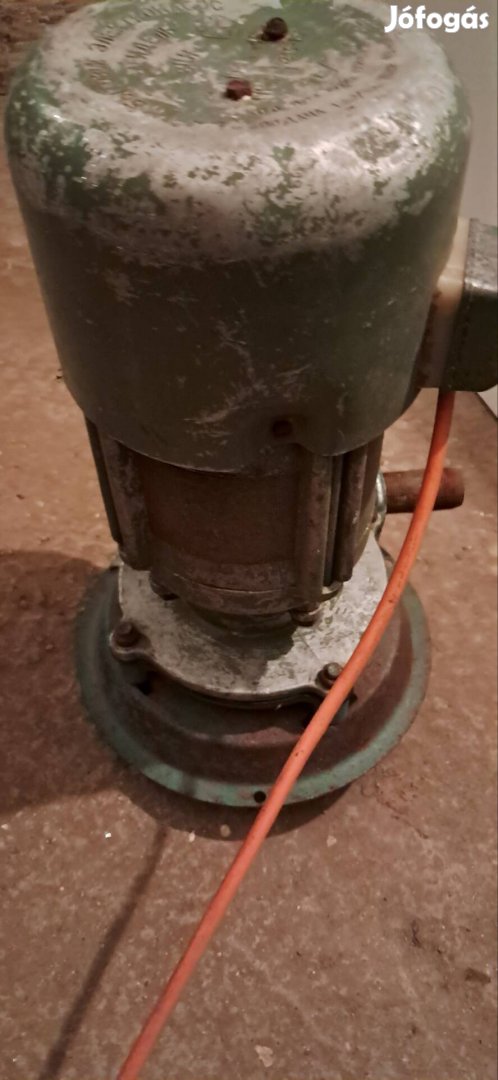 220v-os motor! 0670537 8880 