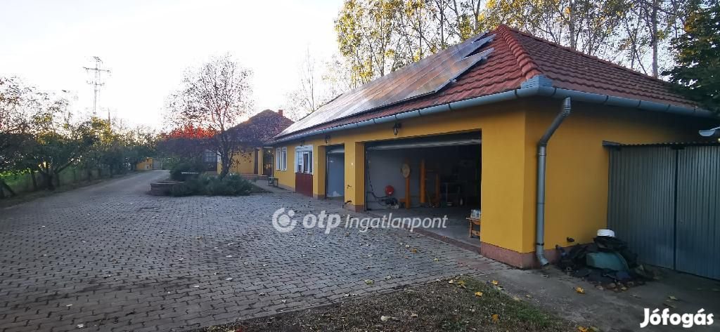 224 nm-es ház eladó Békéscsaba