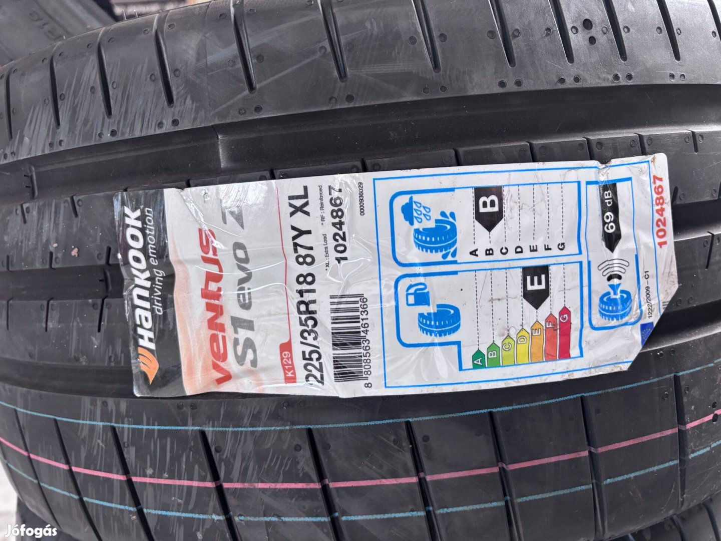225/35R18 Új Hankook gumi eladó