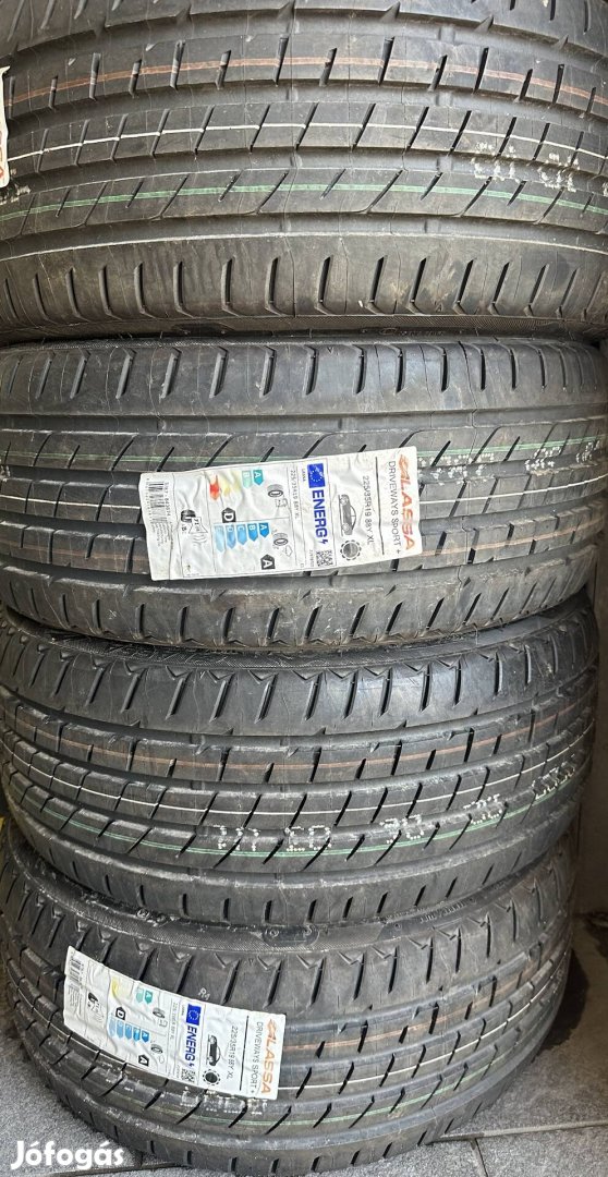 225/35 R19 Lassa Új